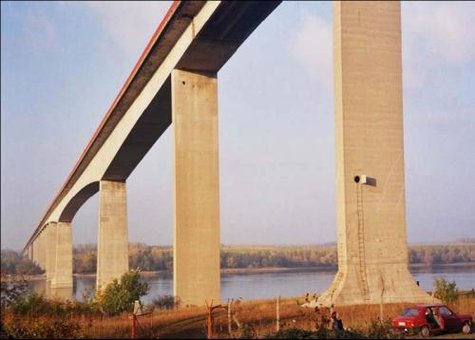 Bridge over the Danube near Beška